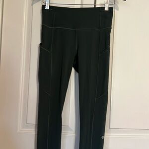 Lululemon Fast and Free High Rise ‘25 inch, size 6, Green